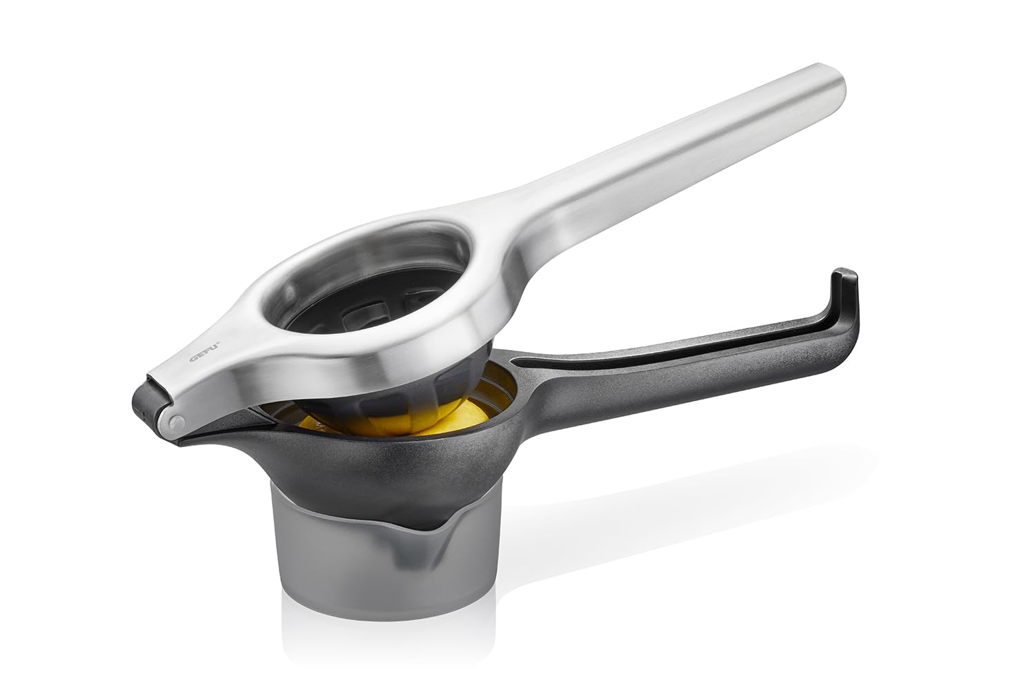 gefu-zitronenpresse-lemon-pro-edelstahl-handpresse-mit-umkehrprinzip-auffangbeh- image 2