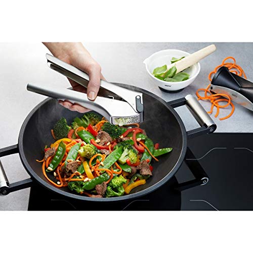 gefu-garlico-knoblauchpresse-ergonomische-edelstahl-knoblauchpresse-20-6-cm-mit- image 6