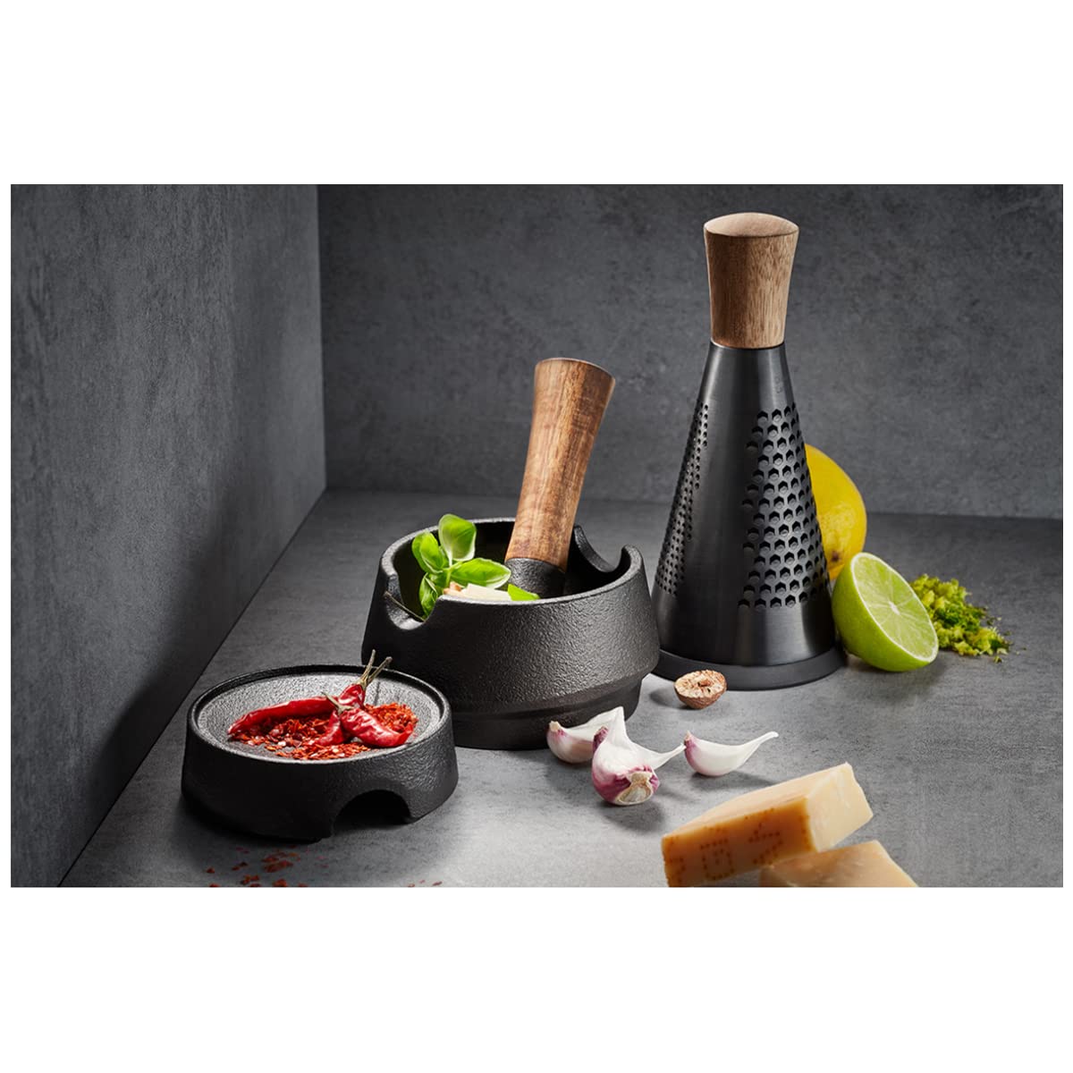 gefu-spicetower-x-plosion-m-rser-set-aus-gusseisen-mit-turmreibe-fein-grob-decke image 4