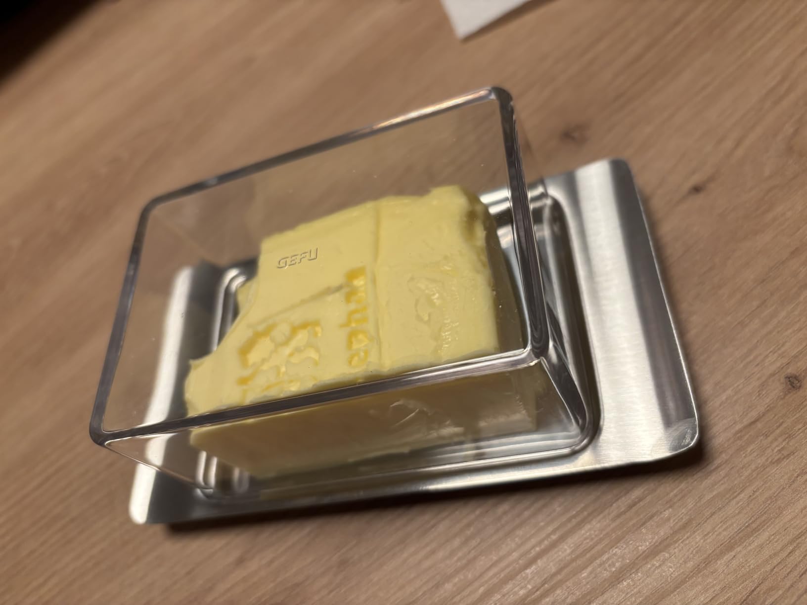 Schön, aber Deckel sitzt etwas locker