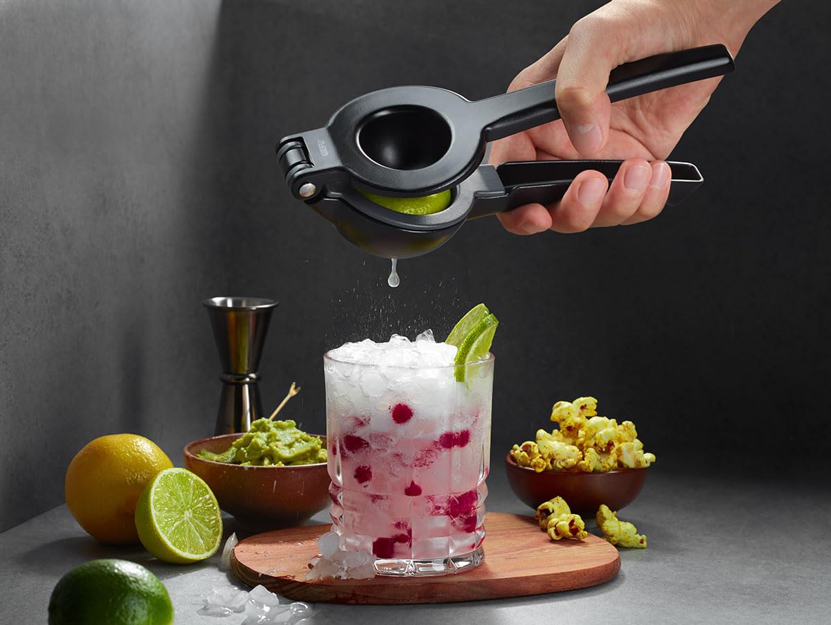 gefu-zitruspresse-lemon-duo-2-in-1-handpresse-mit-klappbarem-einsatz-f-r-zitrone image 5