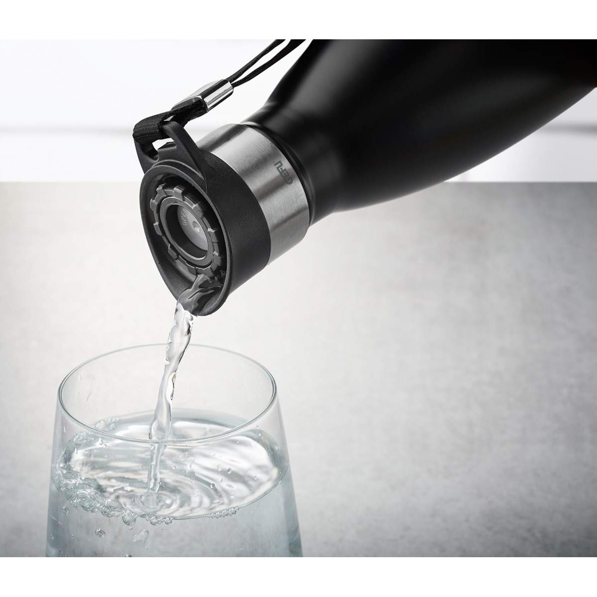 gefu-trinkflasche-olimpio-edelstahl-thermoflasche-0-5-l-auslaufsicher-kohlens-ur image 2