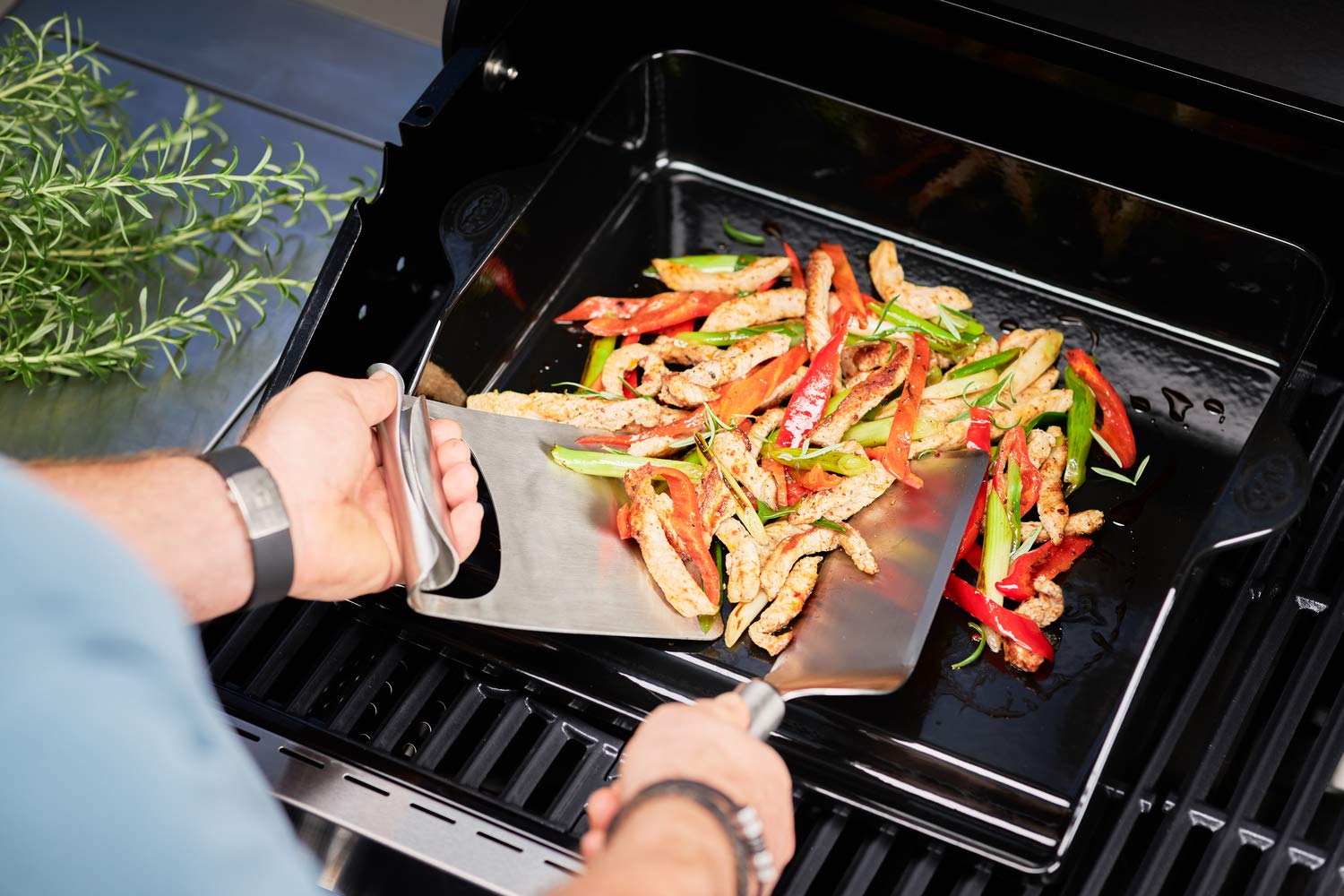 r-sle-plancha-grillplatte-porzellanemailliertes-gusseisen-46-5-x-36-5-cm-mit-fet image 2