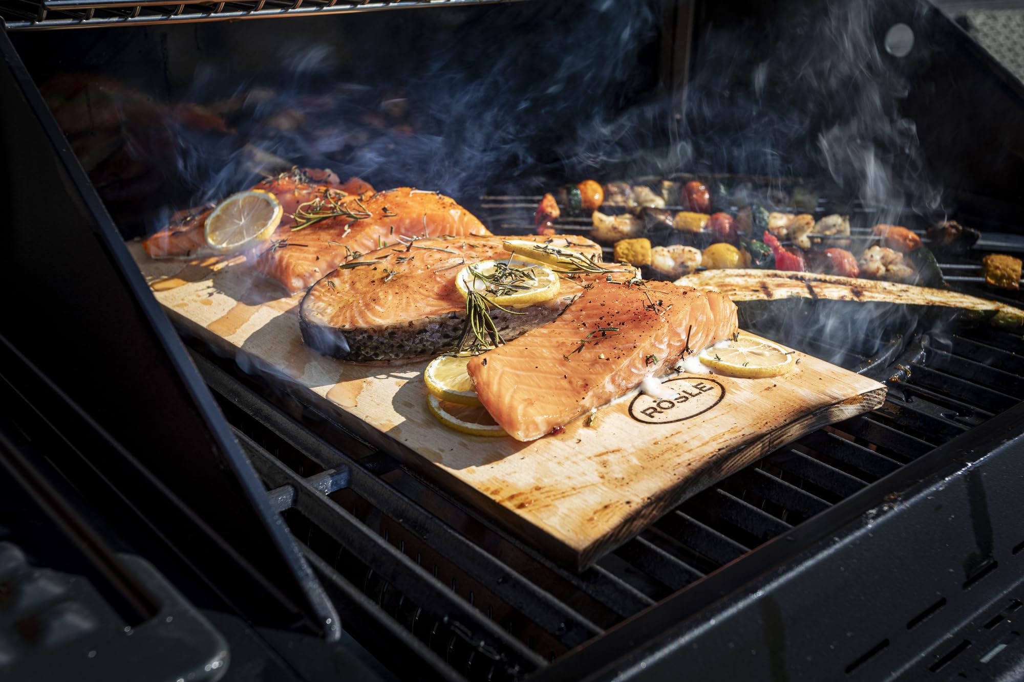 r-sle-aromaplanke-zedernholz-2-teilig-40-x-19-5-cm-naturbelassene-grillplanken-f image 3