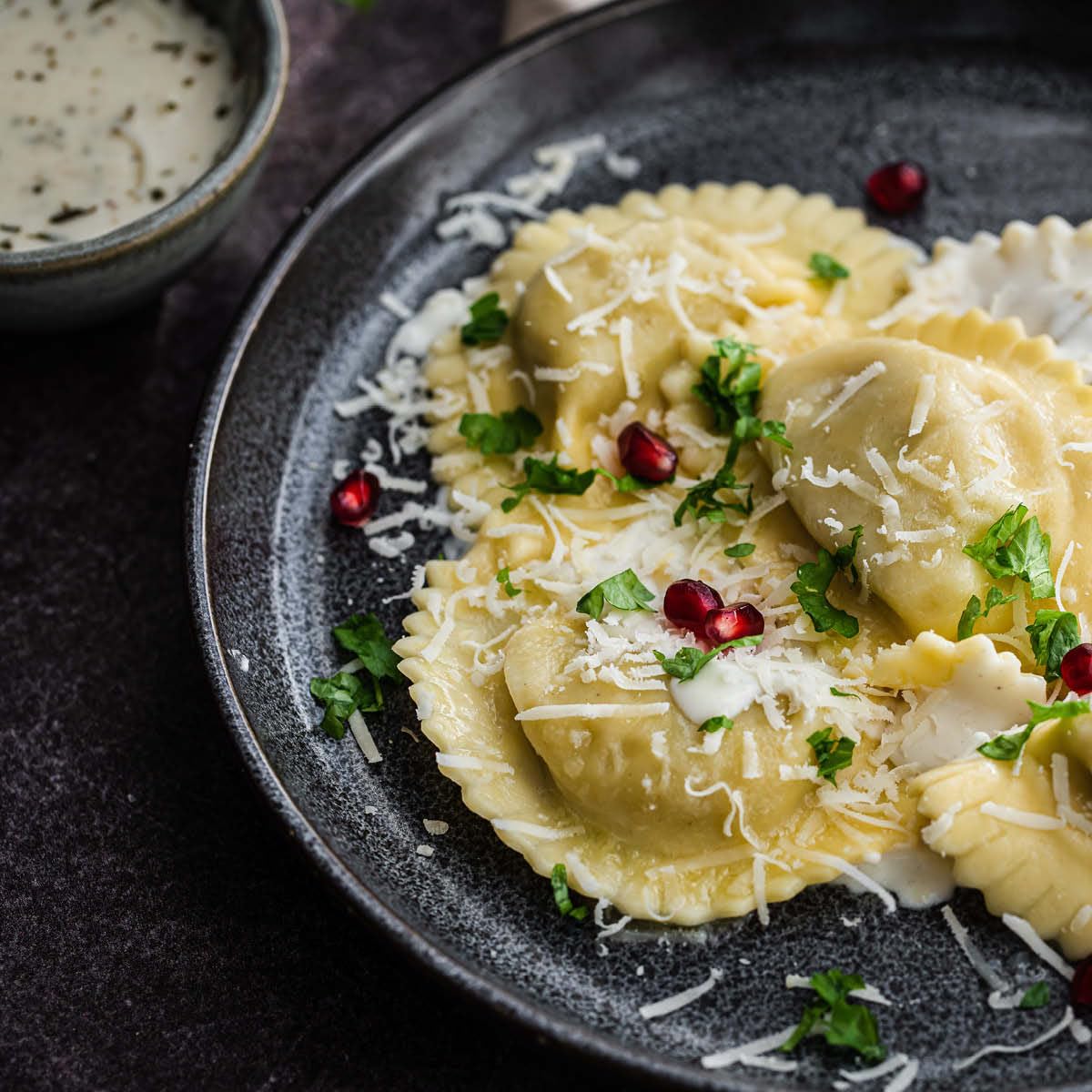 gefu-ravenna-ravioli-maultaschenformer-klappbarer-teigausstecher-rund-8-cm-aus-e image 5