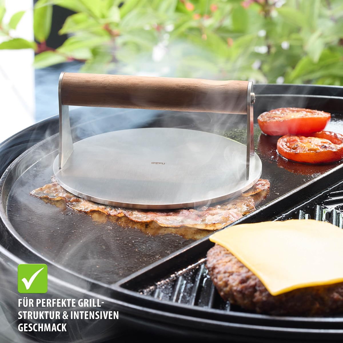 gefu-burgerpresse-bbq-edelstahl-burger-smasher-mit-walnussholzgriff-5-mm-massiv- image 4