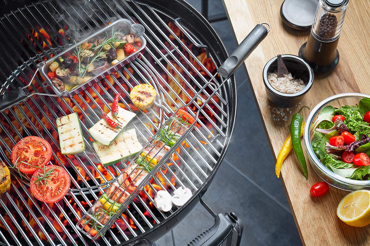 gefu-bbq-grillkorb-aus-edelstahl-klappbarer-gem-se-und-schaschlikkorb-mit-sicher image 2