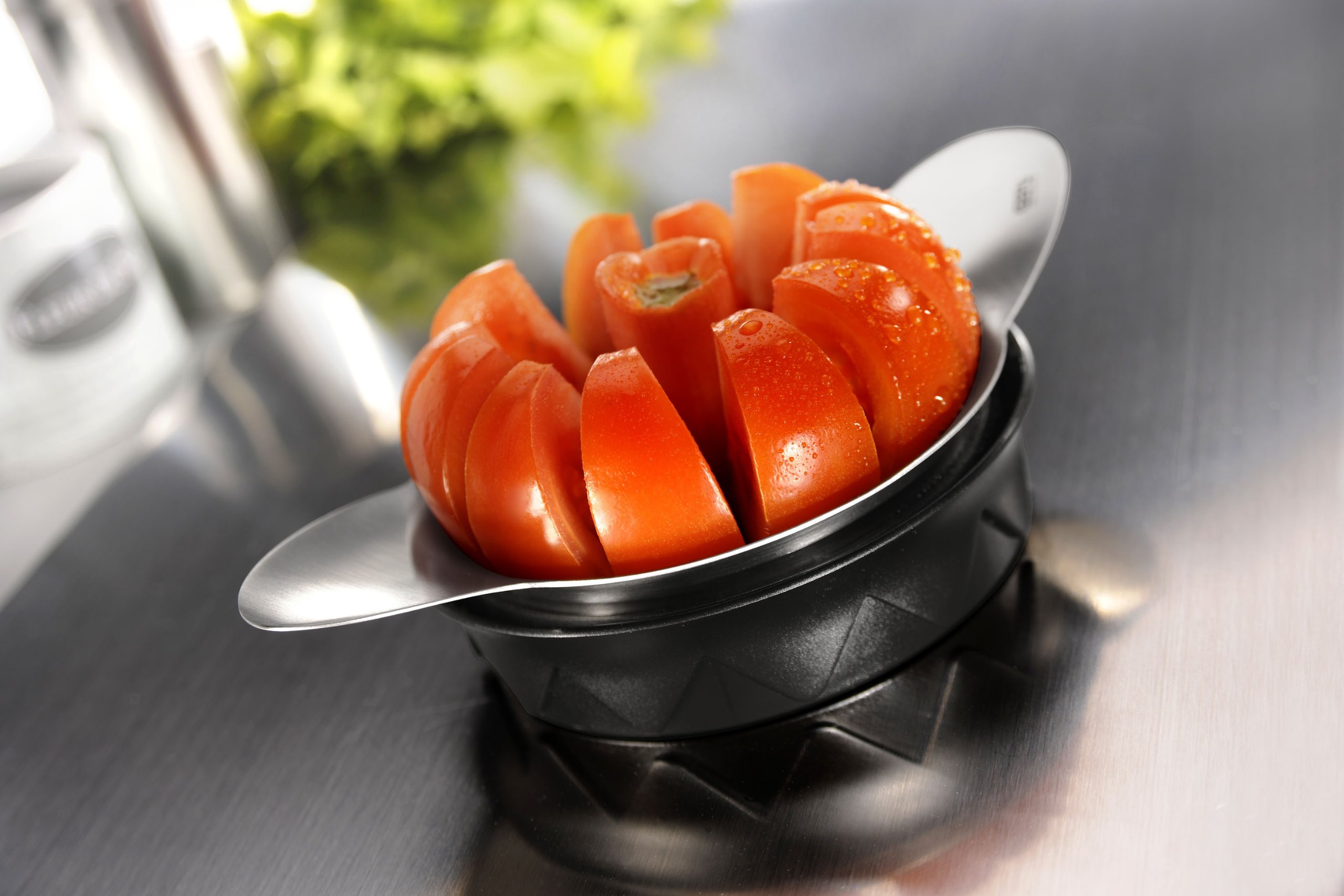 gefu-pomo-13590-tomaten-apfelteiler-birnenschneider-edelstahl-12-scheiben-mit-sc image 6