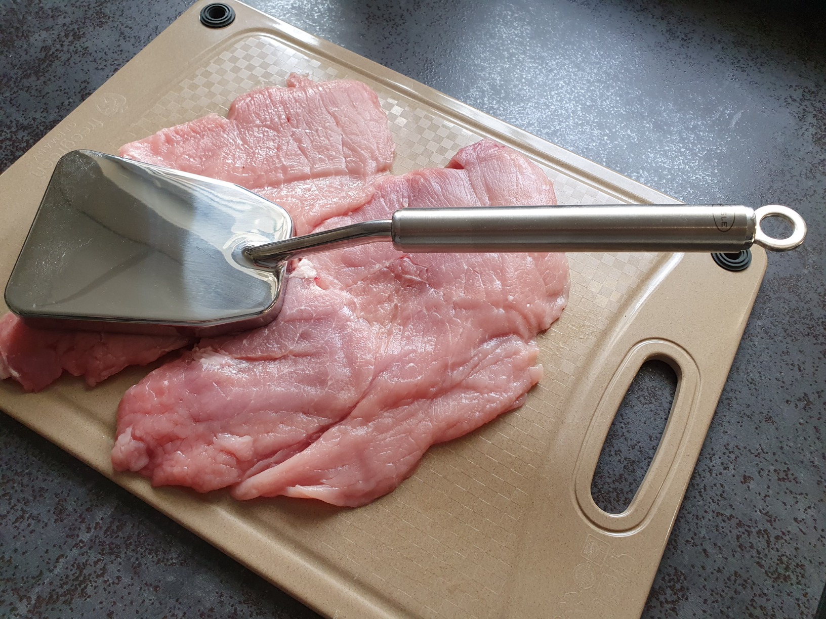 Einfach aufs Fleisch stellen